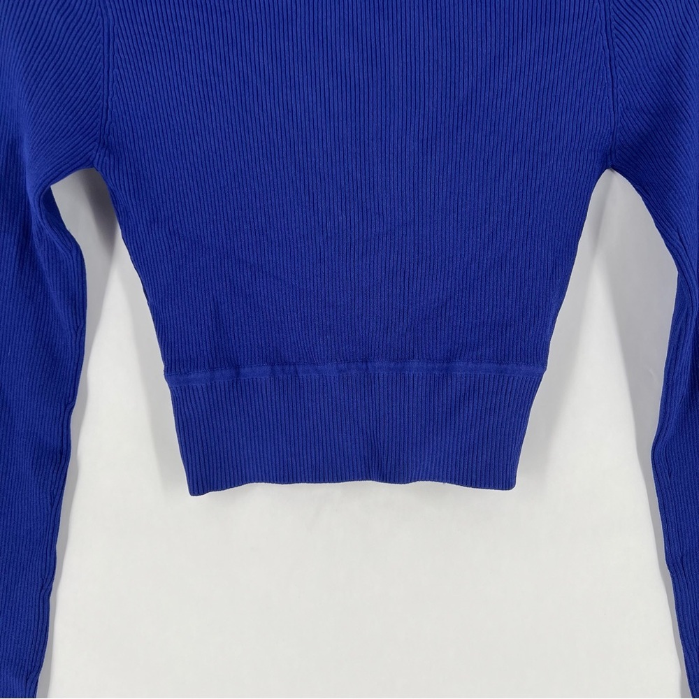 Live In Process‎ Verso Cropped Wrap Effect Ribbed Stretch Knit Top In Blue - Picture 11 of 12